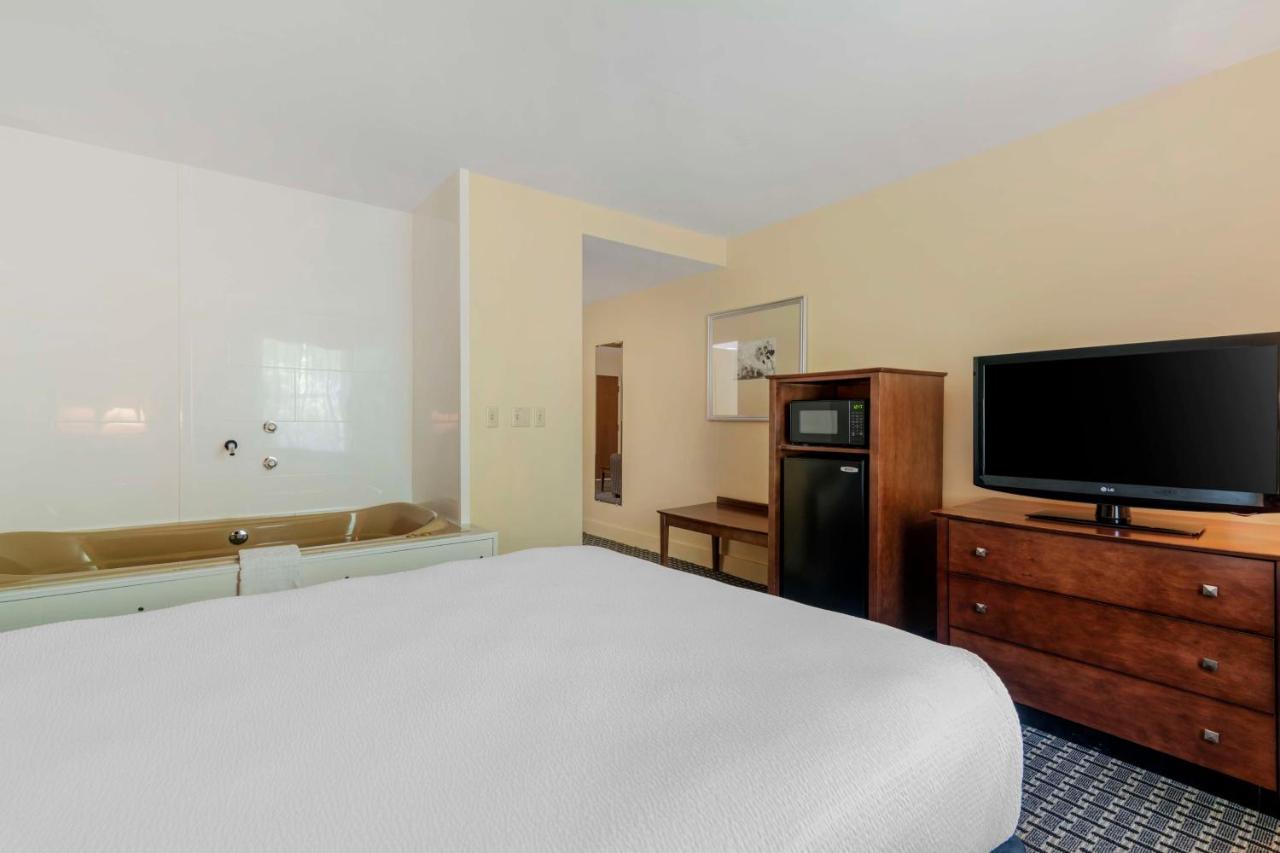 Best Western Plus Brunswick Bath Экстерьер фото